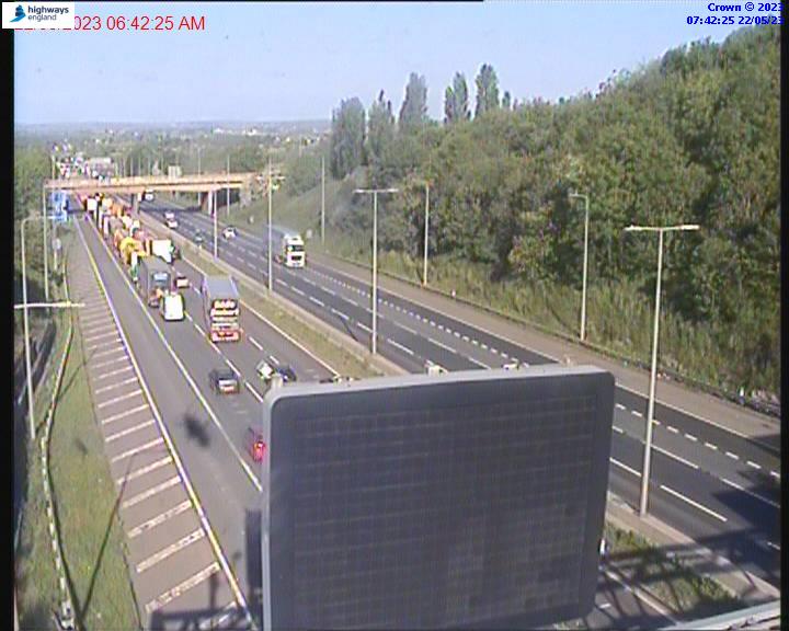 M62 westbound closure near Leeds due to overturned car causing